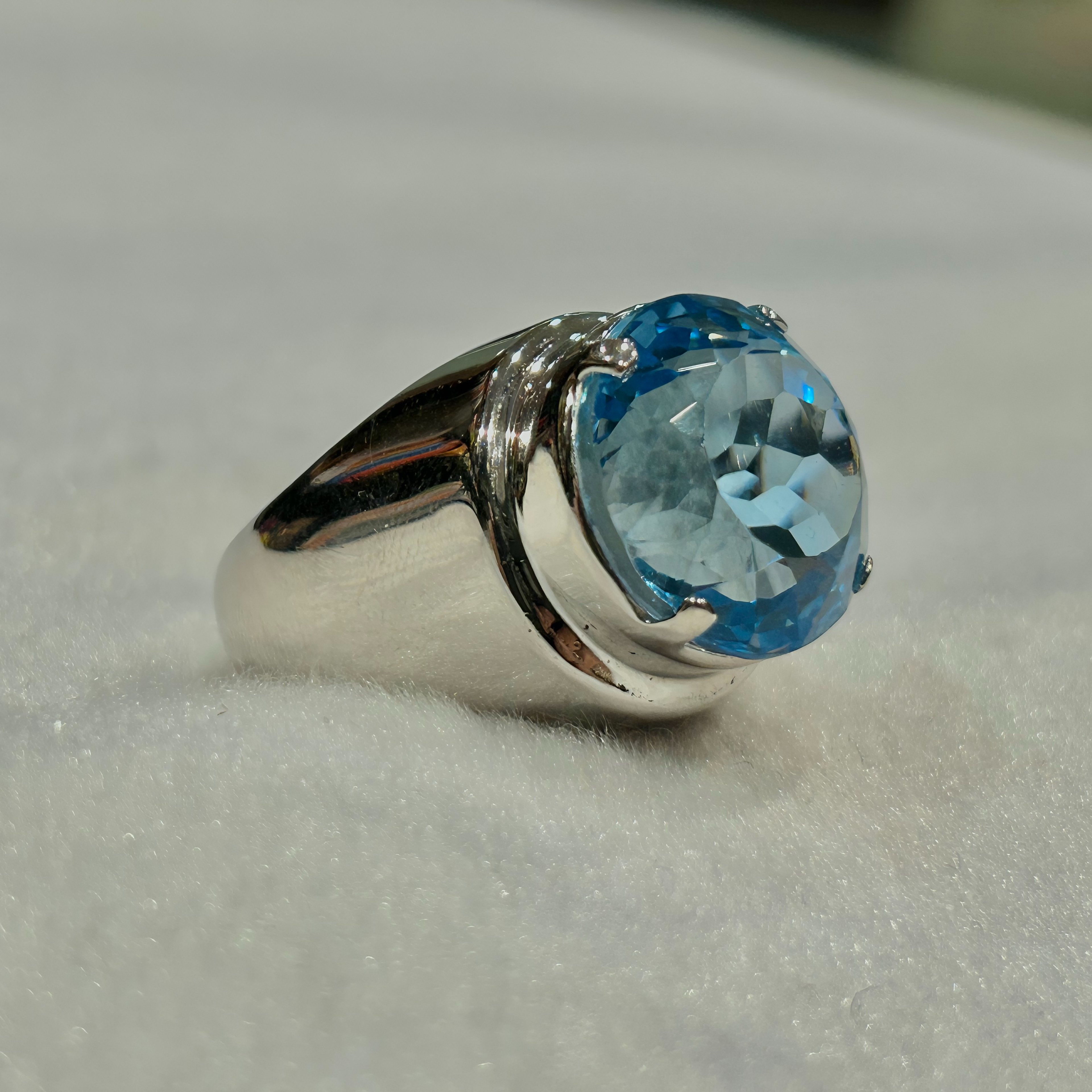Aquamarine Ring